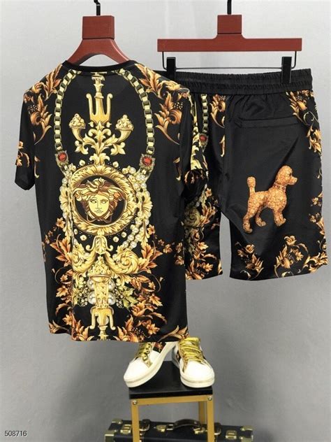 versace 衣服